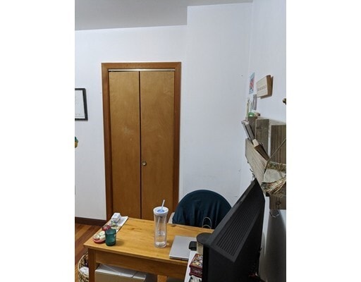Building Photo - 48 Litchfield St
