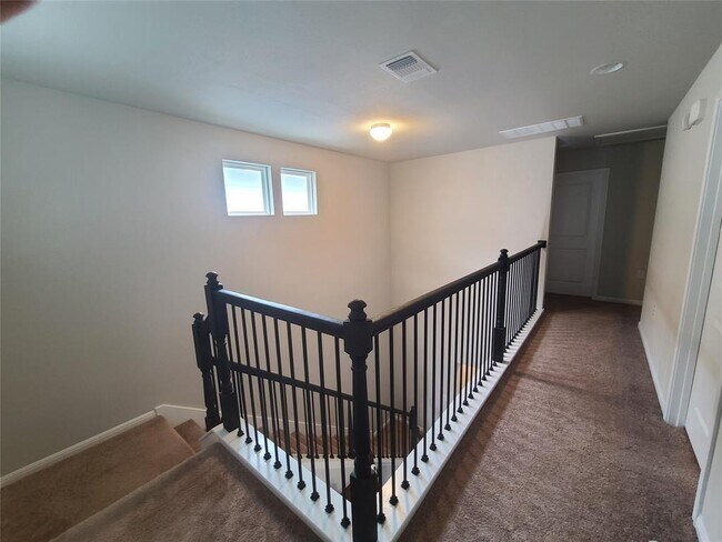 Building Photo - 9705 Morning Iris Dr