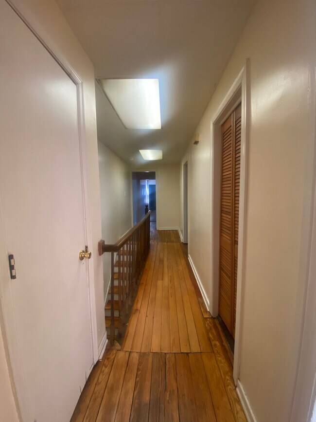 Hallway - 314 W Leigh St