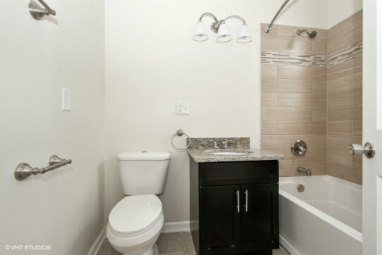 Building Photo - 6359 S Rhodes Ave
