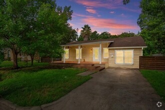 Building Photo - 5712 Avenue D