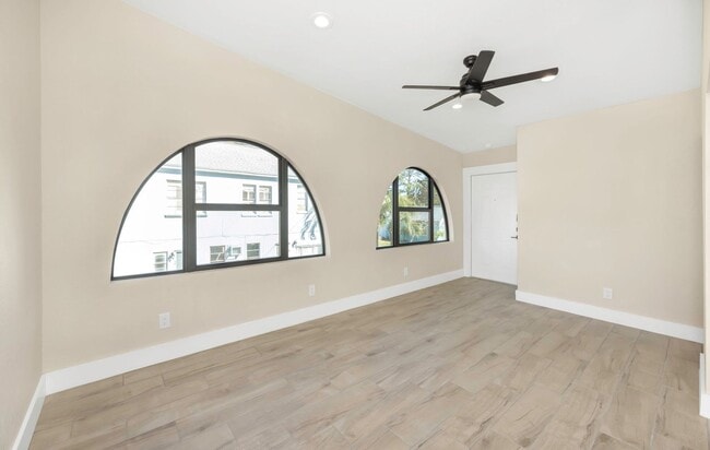 Foto del edificio - P199 - #6A Holiday Inn