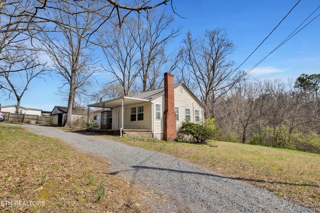 Building Photo - 8520 Pleasant Hill Rd