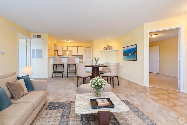 Building Photo - 2214 Grand Cayman Ct