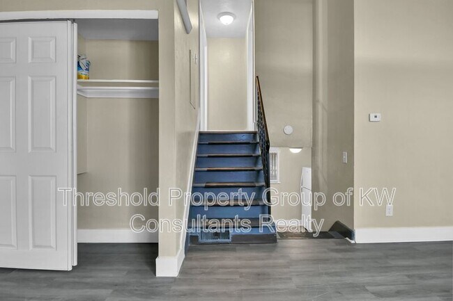 Foto del edificio - 1794 Genessee Ave