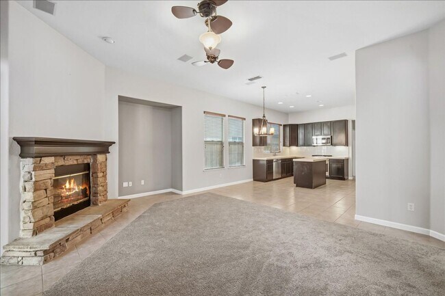 Foto del edificio - 121 Connor Cir