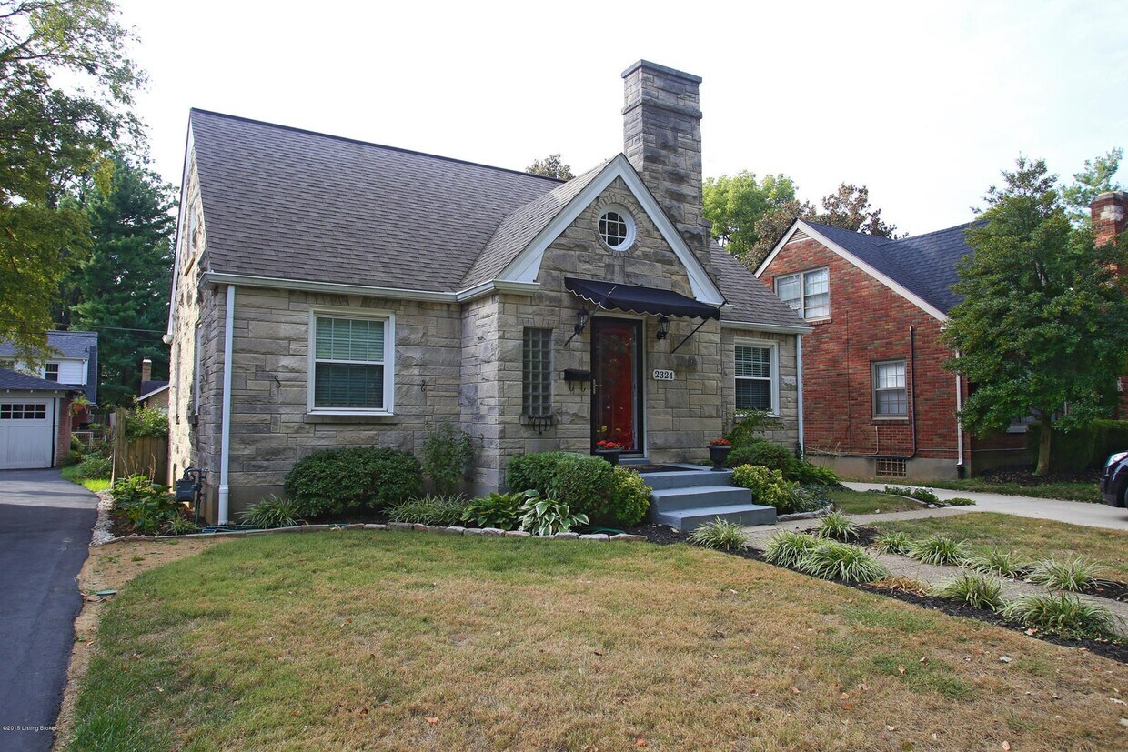 Foto principal - 2324 Emerson Ave