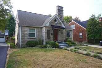 Building Photo - 2324 Emerson Ave