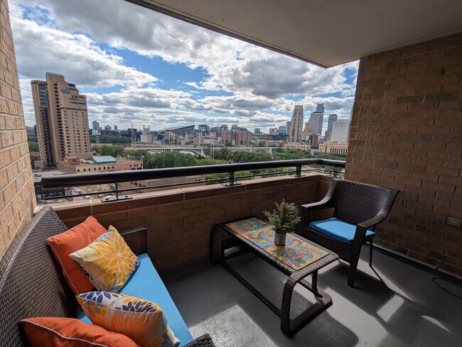 Large balcony with views of Mississippi River and downtown Minneapolis - 110 1st Ave NE