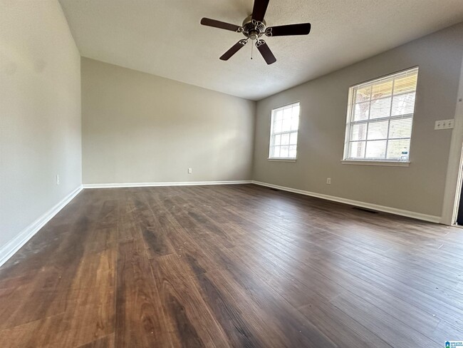 Foto del edificio - 1524 7th St NW