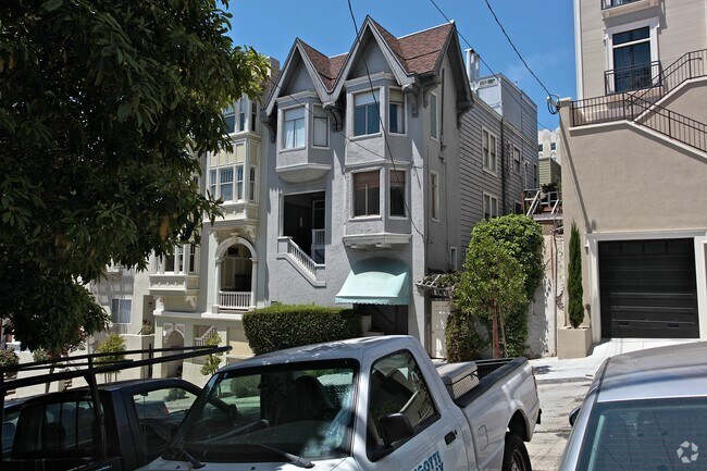 Building Photo - 1132 Green St