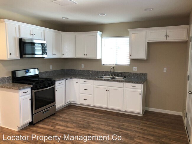 Building Photo - 3 br, 1 bath House - 2304 Pictoria Dr