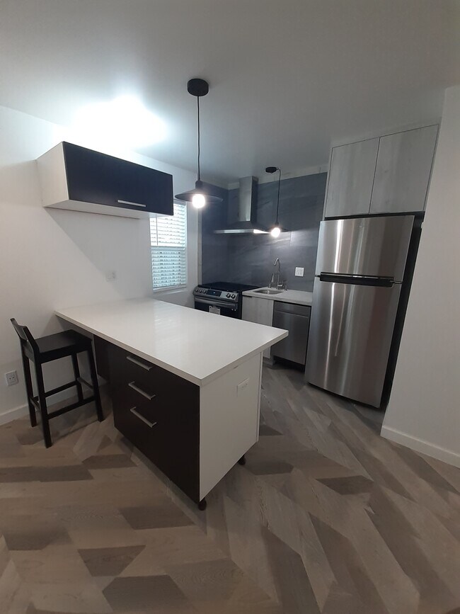 Foto del edificio - 5007 W 12th St