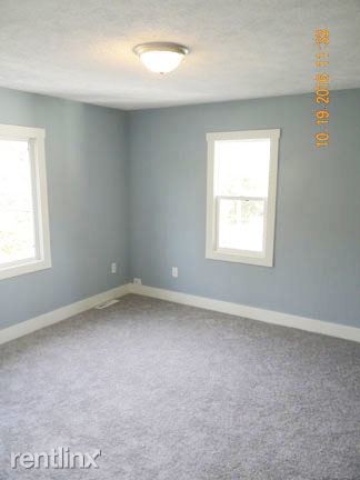 Building Photo - 4 br, 2 bath House - 864 Diamond Ave NE