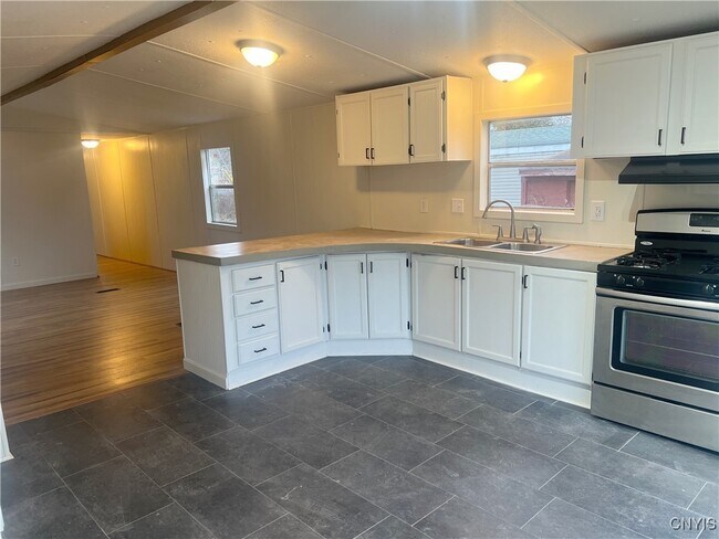 Foto del edificio - 3553 Bleachery Pl