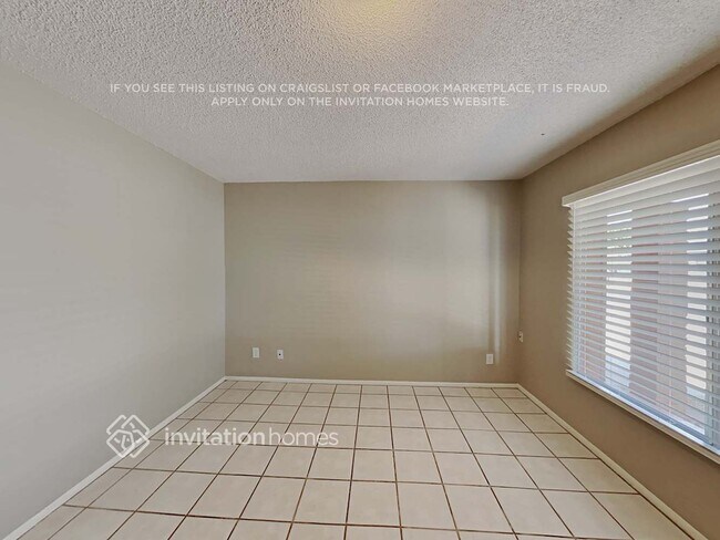 Foto del edificio - 3743 W Gelding Dr