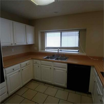 Foto del edificio - 9807 Delta Ridge Dr