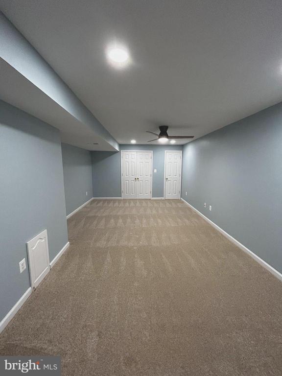 Building Photo - 5415 Chillingham Pl