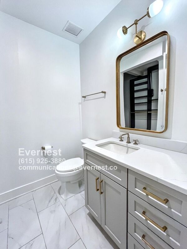 Foto del edificio - 601 Madison St