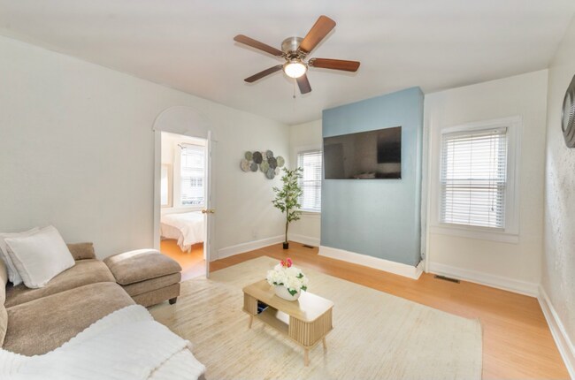 Foto del edificio - 45 Essex Ave