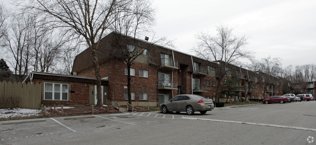 Building Photo - Island Breeze Apartments