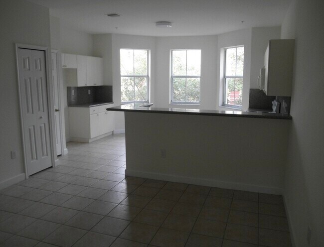 Foto del edificio - 2906 Shoma Dr