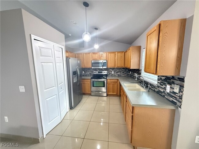 Foto del edificio - 3207 54th St W