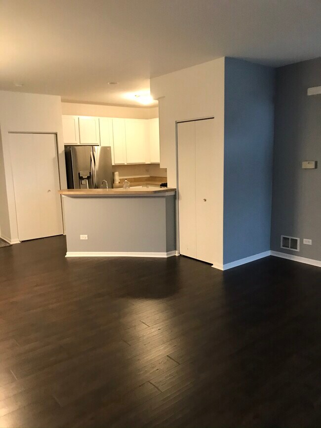 Foto del edificio - 971 Quill Ln