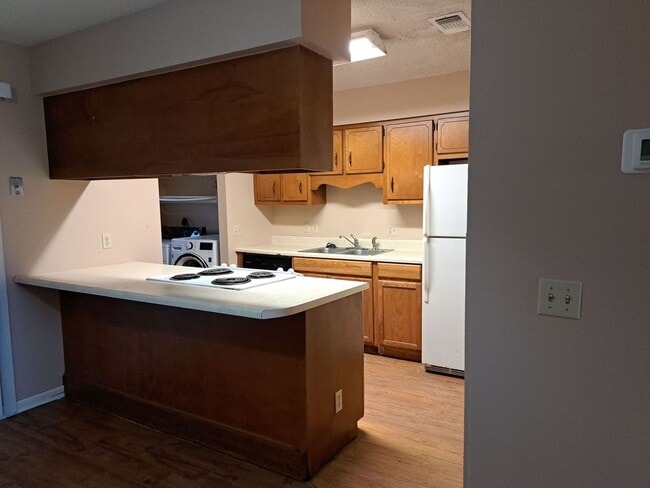 Foto del edificio - 1514 Kraft Ave