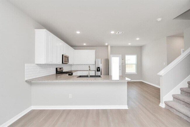 Building Photo - 4626 Aurora Bnd Dr