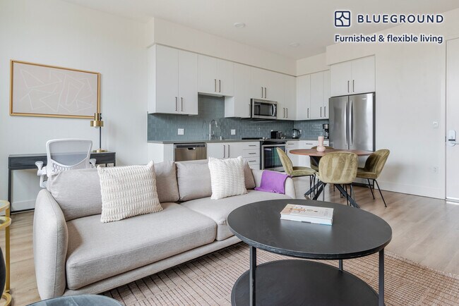 Building Photo - 441 El Camino Real