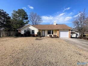 Building Photo - 1501 Westview Dr NW