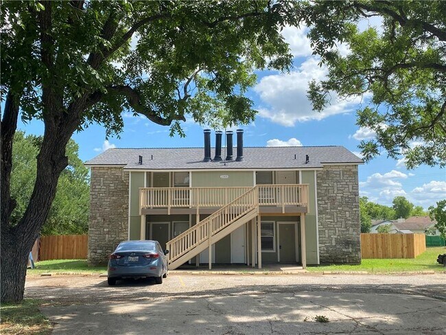 Foto del edificio - 2305 Cedrick Cove