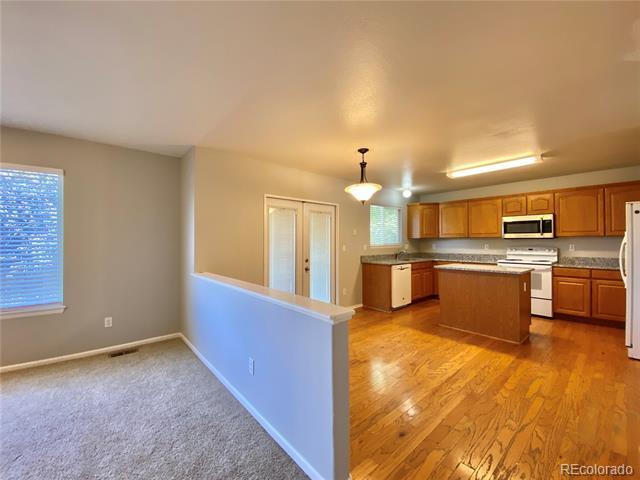 Foto del edificio - 9673 Moss Rose Cir