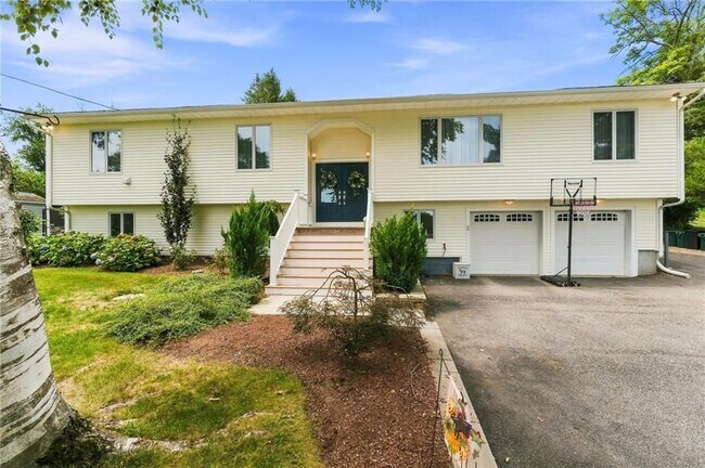 Building Photo - 84 Kimberly Ln