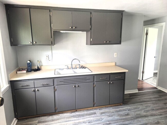Foto del edificio - 2215 S 90th St