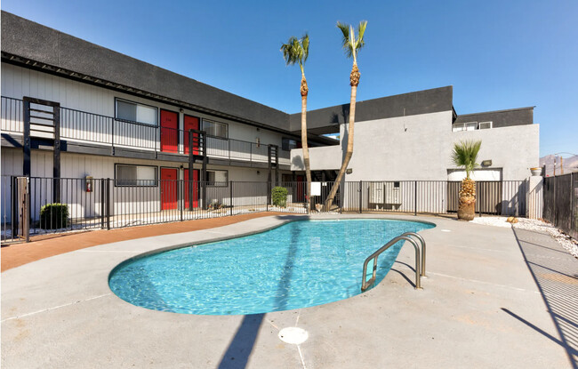 Building Photo - Arizona Commons
