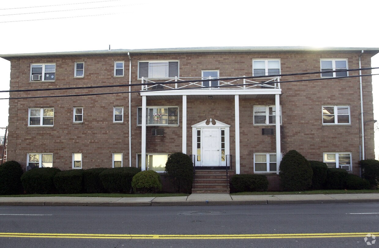 188 Polifly Rd, Hackensack, NJ 07601 Apartments in Hackensack, NJ