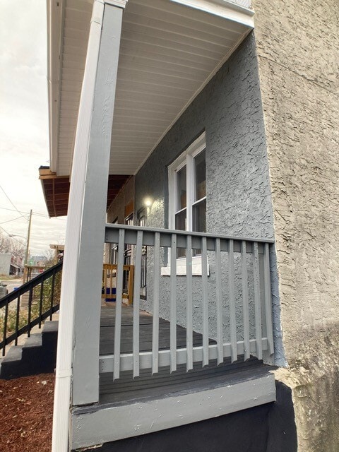 Building Photo - 758 N DeKalb St