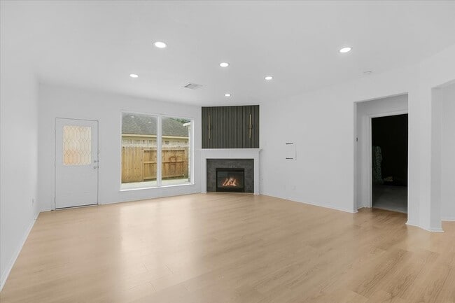 Building Photo - 3307 Single Ridge Way