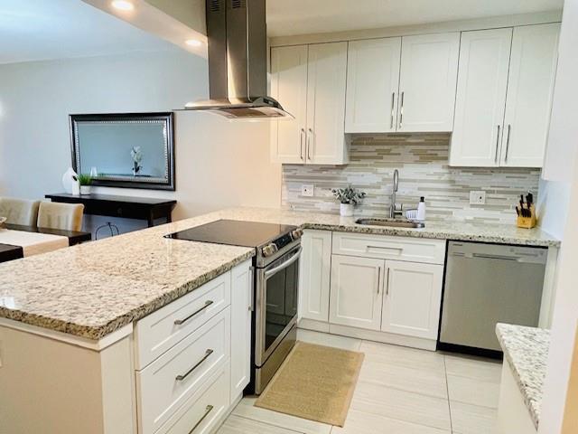 Foto del edificio - 3150 N Palm Aire Dr