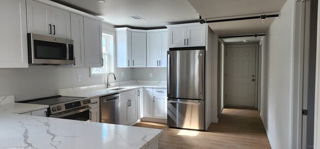 Building Photo - 53 Henrietta St