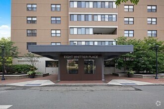 Building Photo - 8 Whittier Pl