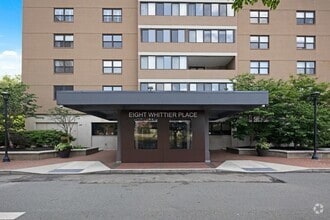 Building Photo - 8 Whittier Pl