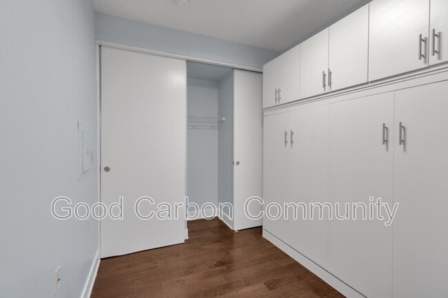 Building Photo - 401 Delaware Ave