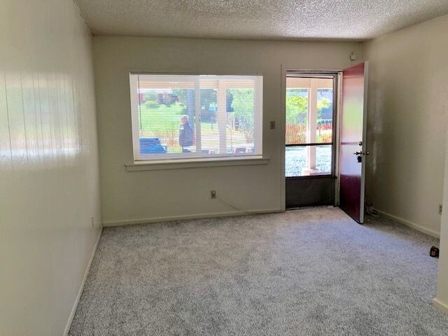 Foto del edificio - Two Bedroom One Bath in Sebastopol