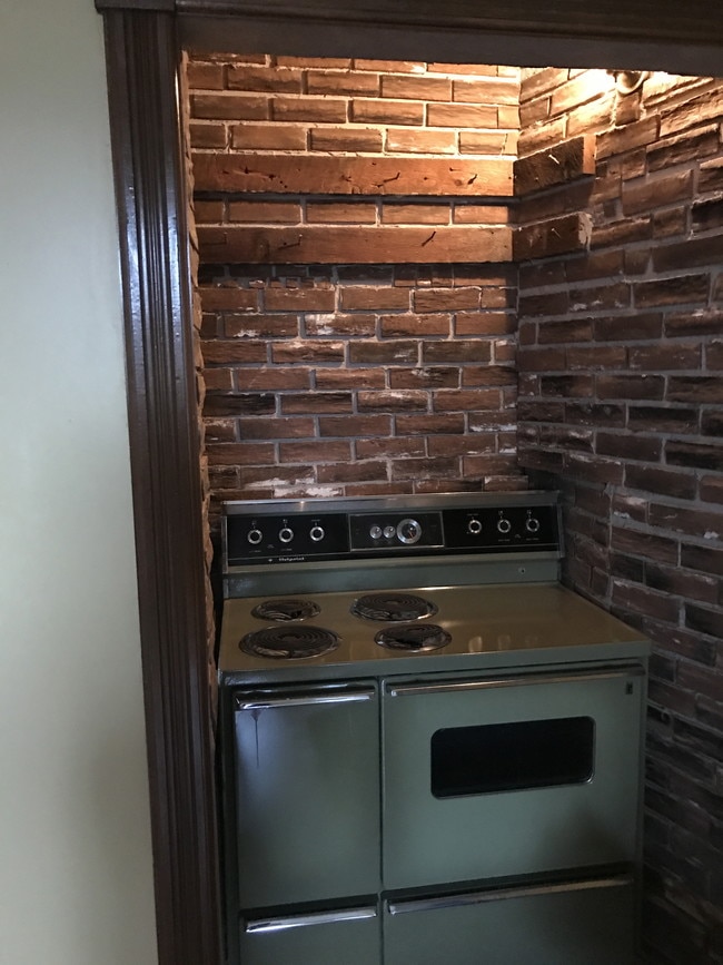 Cooking area - 2257 Jackson St