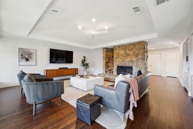 Foto del edificio - 16806 Hunters Point Dr