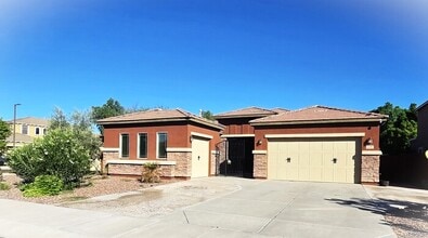 Building Photo - 15392 W Glenrosa Ave