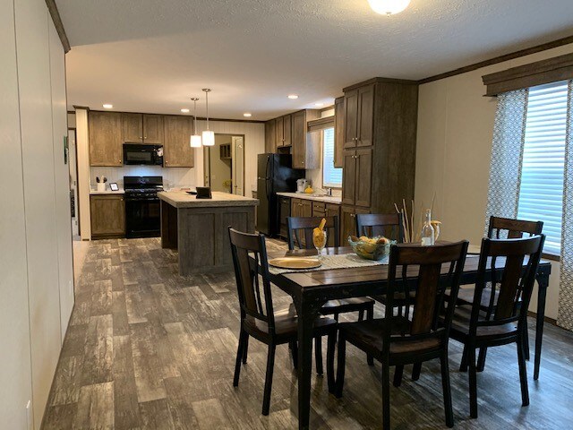 Building Photo - 1270 Beacon Hill Ct